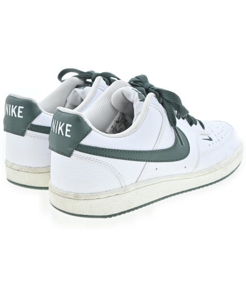 NIKE รองเท้าผ้าใบ