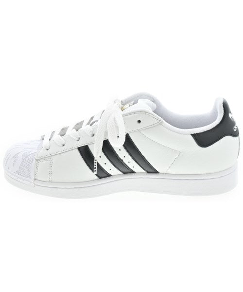 adidas รองเท้าผ้าใบ