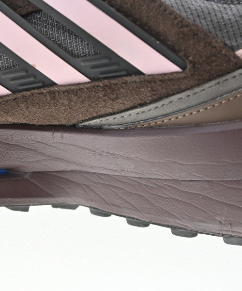 adidas รองเท้าผ้าใบ