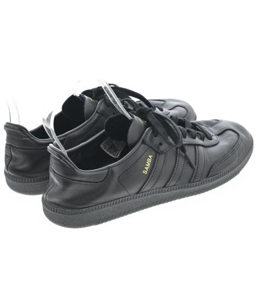 adidas รองเท้าผ้าใบ