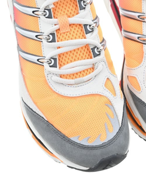 adidas รองเท้าผ้าใบ