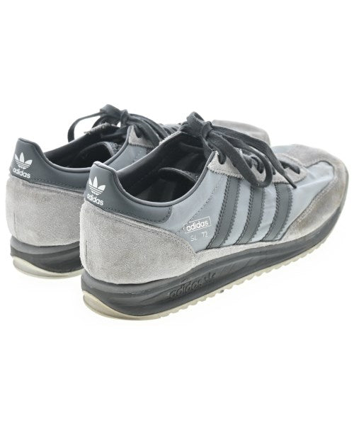 adidas รองเท้าผ้าใบ