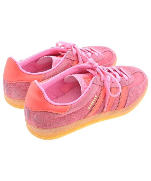 adidas รองเท้าผ้าใบ