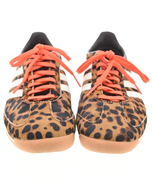 adidas รองเท้าผ้าใบ