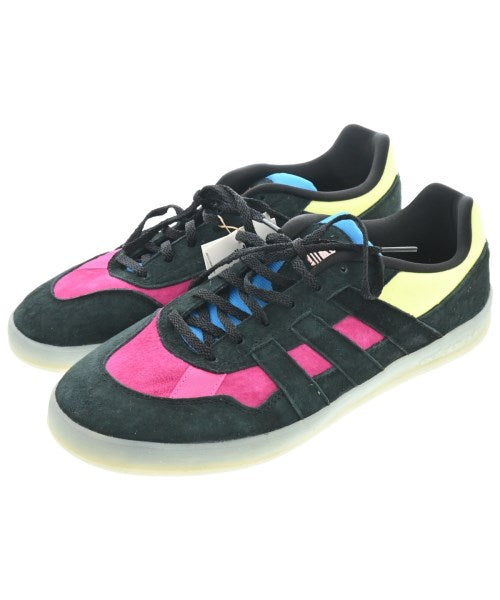 adidas รองเท้าผ้าใบ