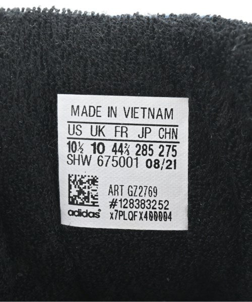 adidas รองเท้าผ้าใบ