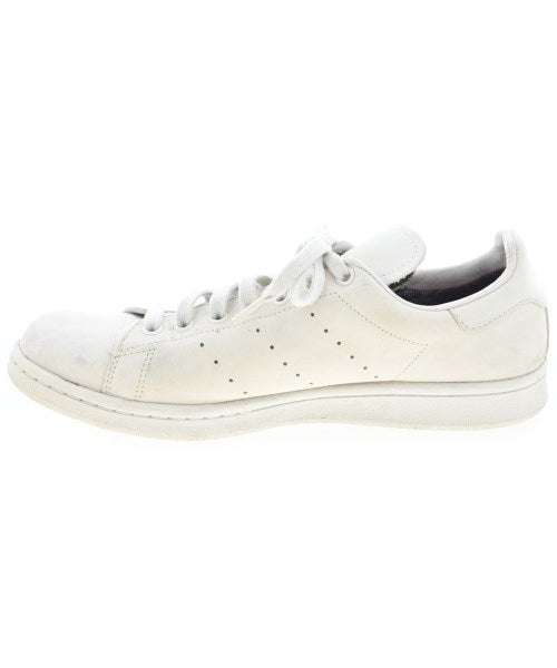 adidas รองเท้าผ้าใบ