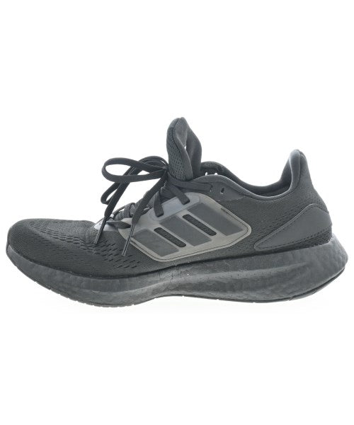 adidas รองเท้าผ้าใบ