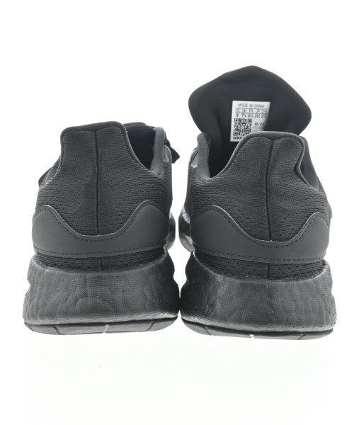 adidas รองเท้าผ้าใบ