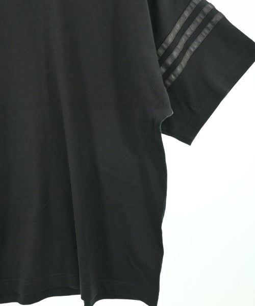 adidas เสื้อยืด/เสื้อท็อปส์