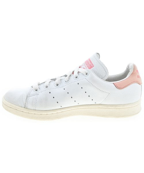 adidas รองเท้าผ้าใบ