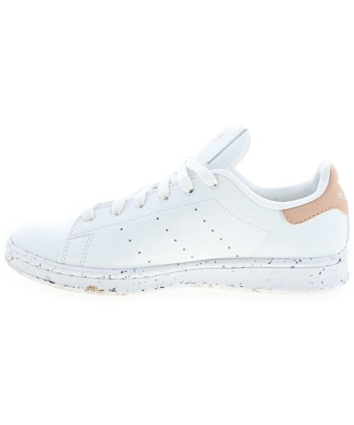 adidas รองเท้าผ้าใบ