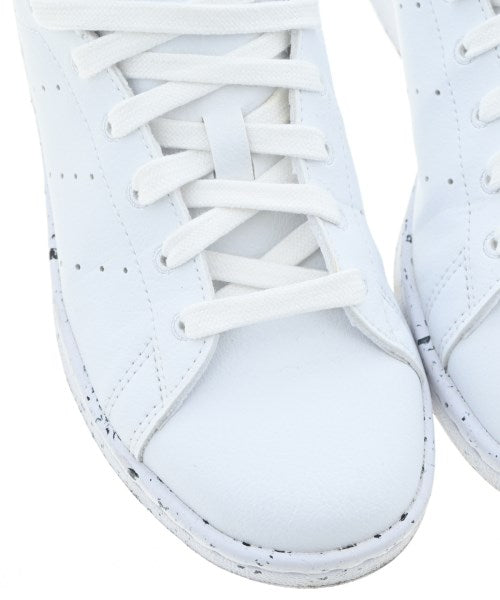adidas รองเท้าผ้าใบ