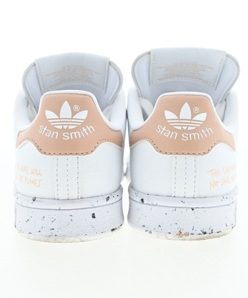 adidas รองเท้าผ้าใบ