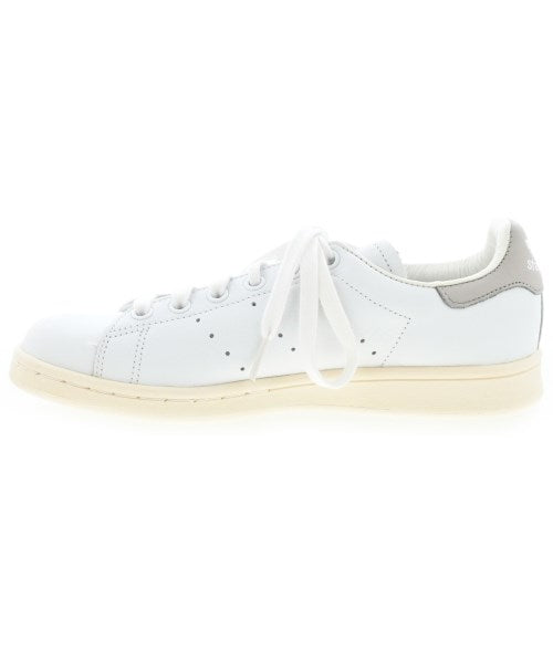 adidas รองเท้าผ้าใบ