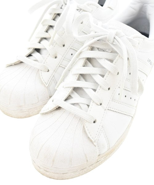 adidas รองเท้าผ้าใบ