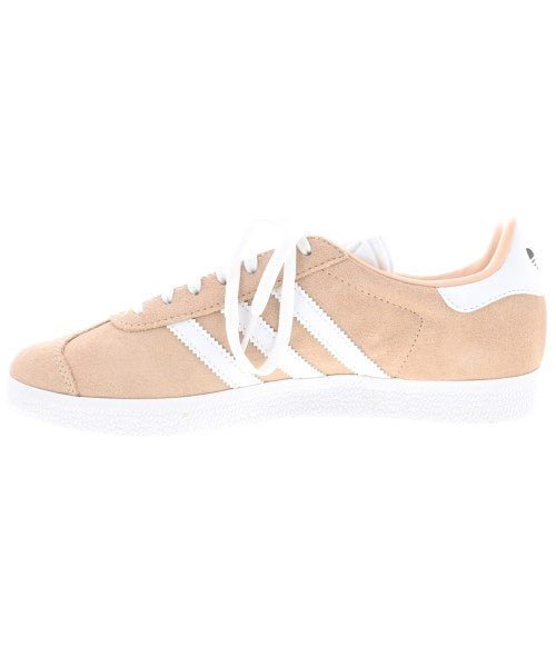 adidas รองเท้าผ้าใบ