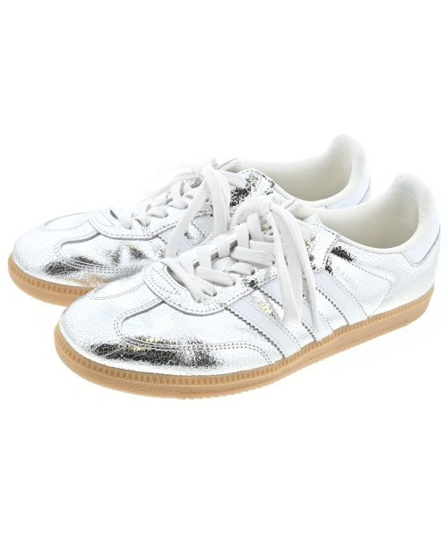 adidas รองเท้าผ้าใบ