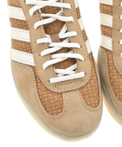 adidas รองเท้าผ้าใบ
