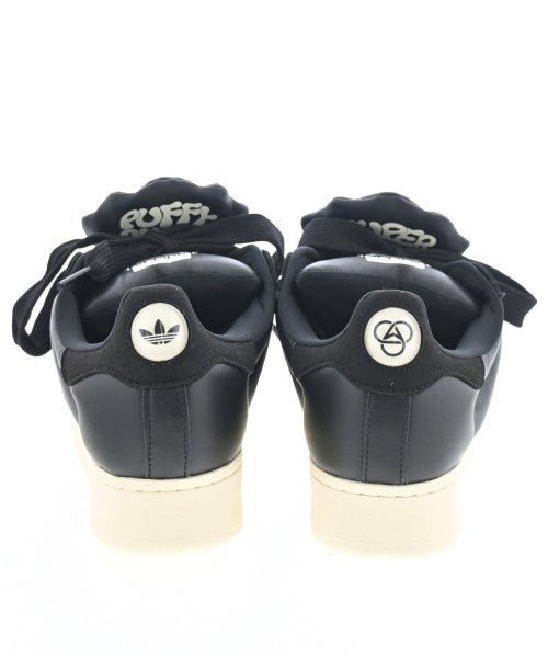 adidas รองเท้าผ้าใบ