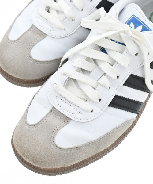 adidas รองเท้าผ้าใบ