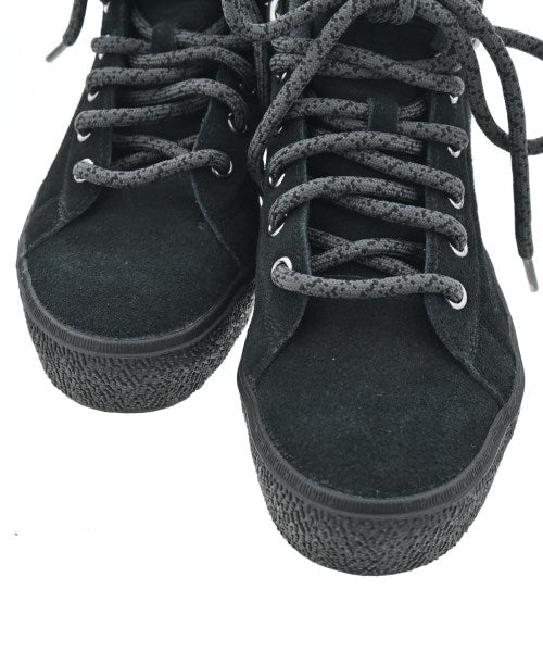 adidas รองเท้าผ้าใบ
