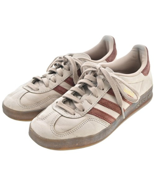 adidas รองเท้าผ้าใบ