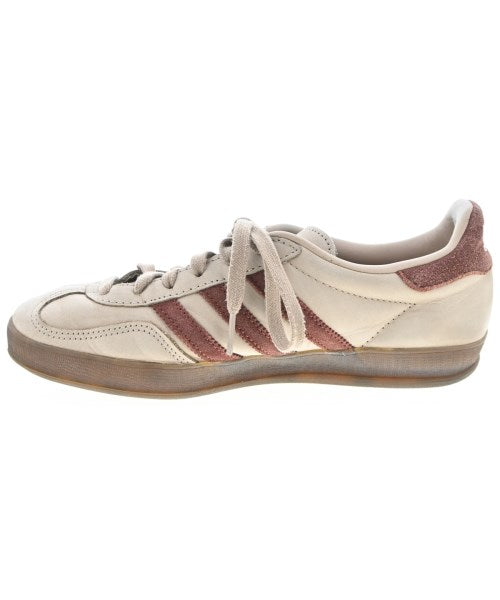 adidas รองเท้าผ้าใบ