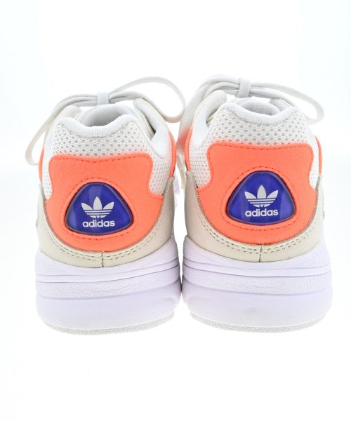 adidas รองเท้าผ้าใบ