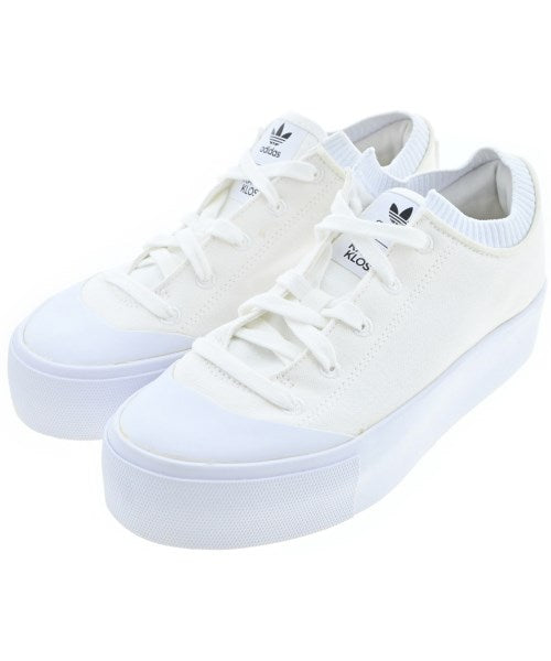 adidas รองเท้าผ้าใบ