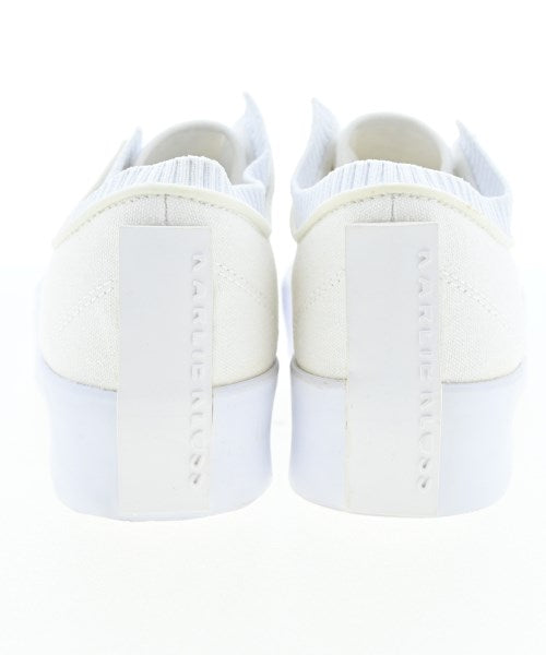 adidas รองเท้าผ้าใบ