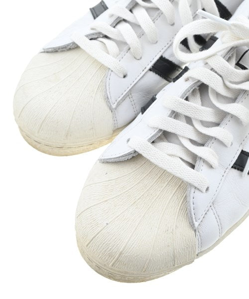 adidas รองเท้าผ้าใบ