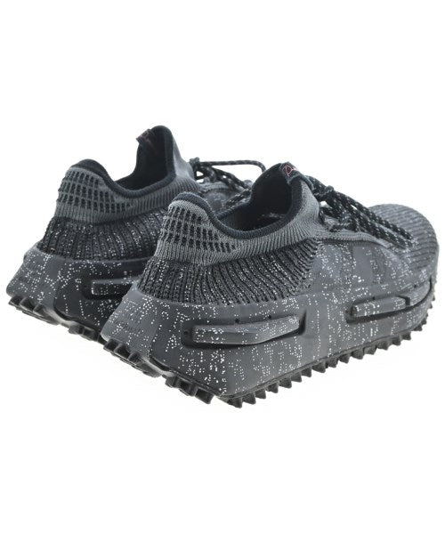 adidas รองเท้าผ้าใบ
