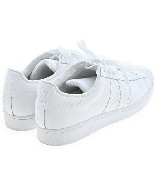 adidas รองเท้าผ้าใบ