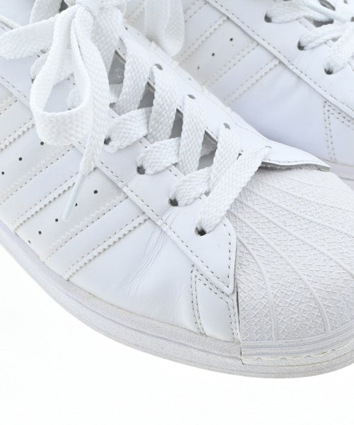 adidas รองเท้าผ้าใบ