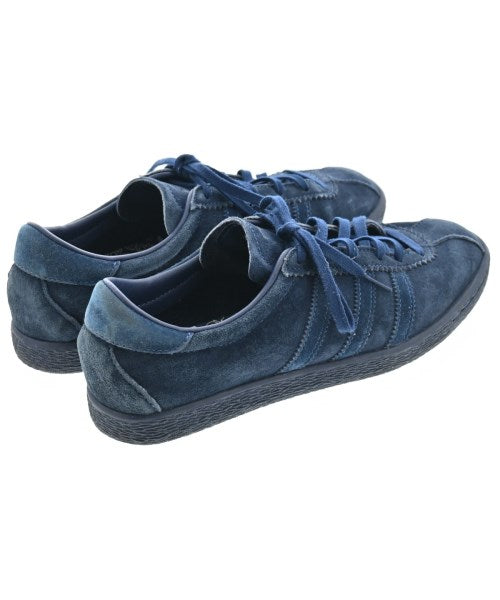 adidas รองเท้าผ้าใบ