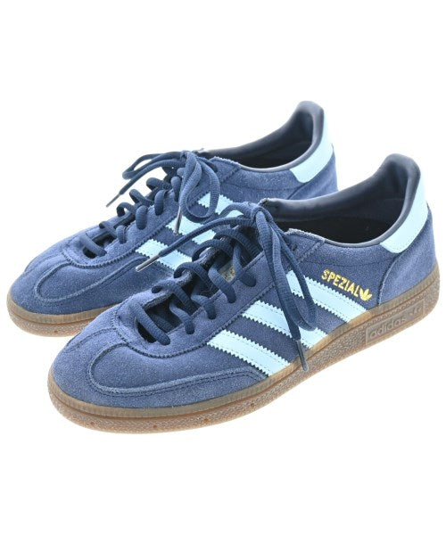 adidas รองเท้าผ้าใบ