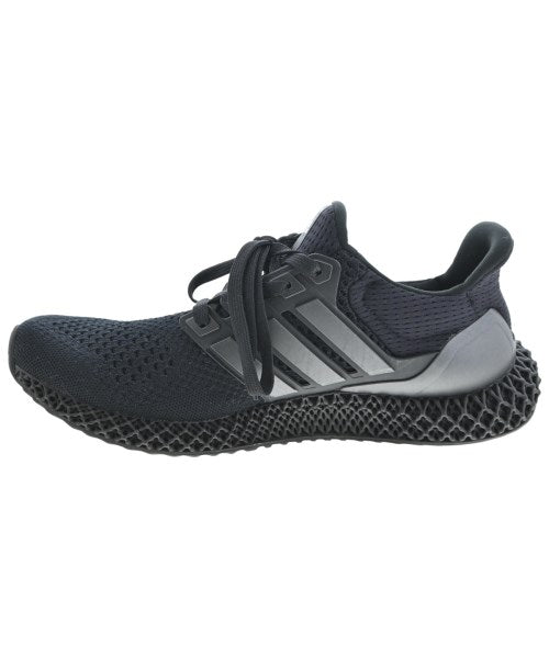 adidas รองเท้าผ้าใบ
