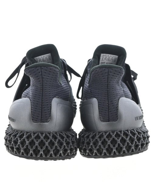 adidas รองเท้าผ้าใบ