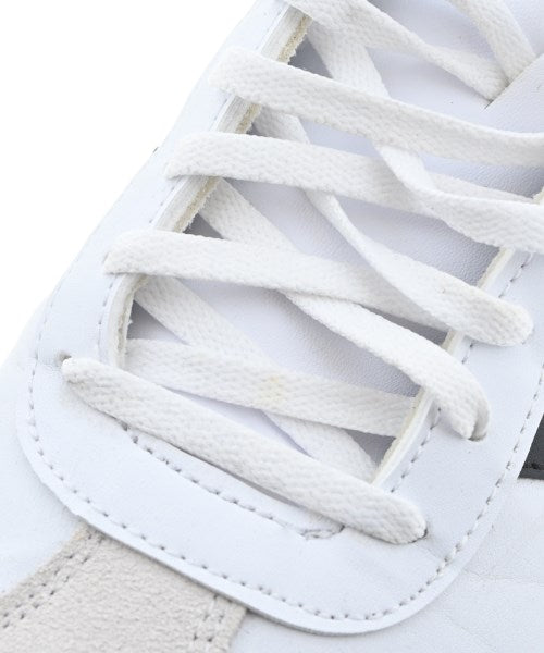 adidas รองเท้าผ้าใบ