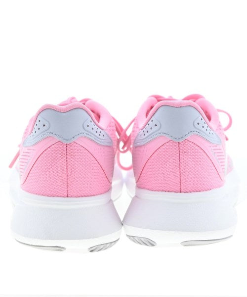 adidas รองเท้าผ้าใบ