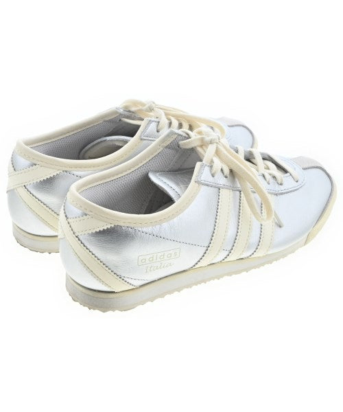 adidas รองเท้าผ้าใบ