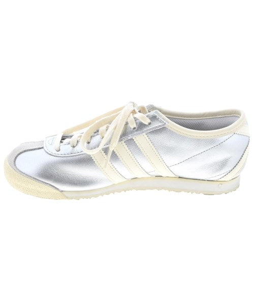 adidas รองเท้าผ้าใบ
