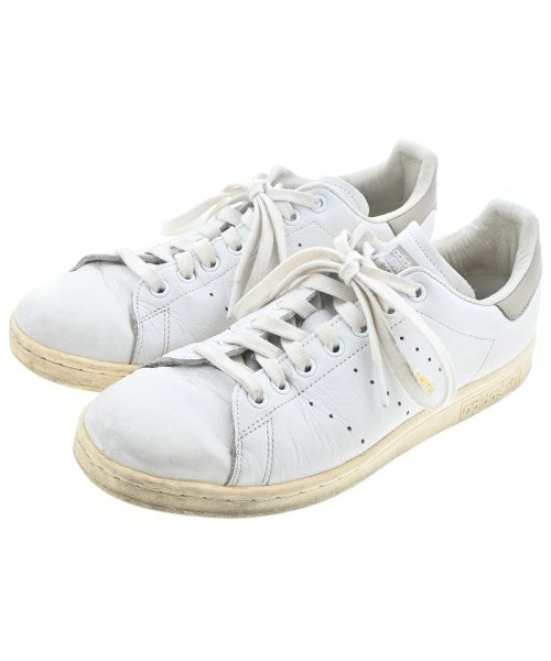 adidas รองเท้าผ้าใบ