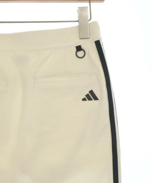 adidas กระโปรงสั้น