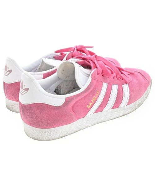 adidas รองเท้าผ้าใบ