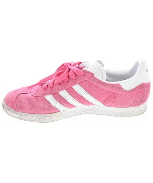 adidas รองเท้าผ้าใบ