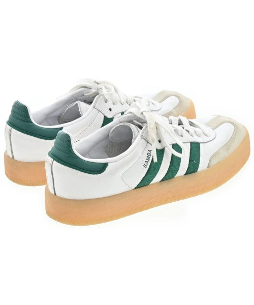 adidas รองเท้าผ้าใบ