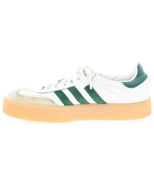 adidas รองเท้าผ้าใบ