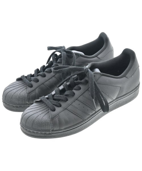 adidas รองเท้าผ้าใบ